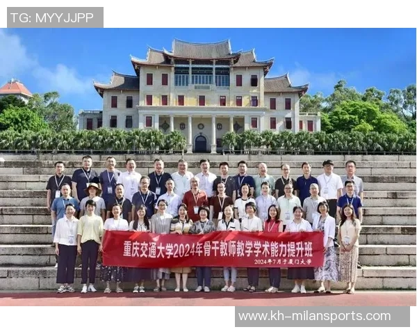 聚焦重庆羽毛球队意识提升与团队精神建设的探讨与实践