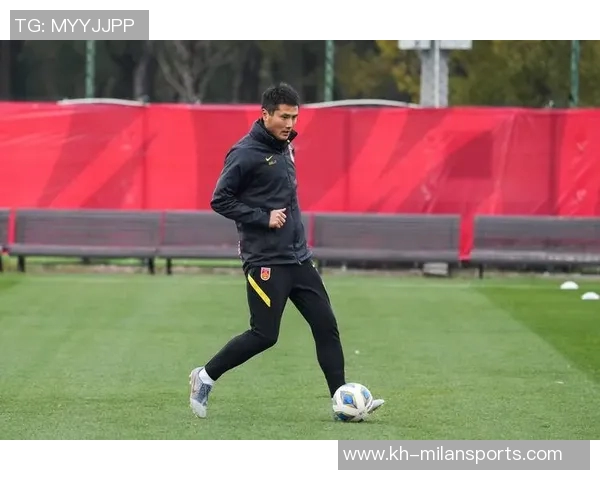 体育实时数据武汉足球队配合变革引发热议球迷期待新战术与团队协作提升 体育实时数据武汉足球队配合变革引发热议球迷期待新战术与团队协作提升